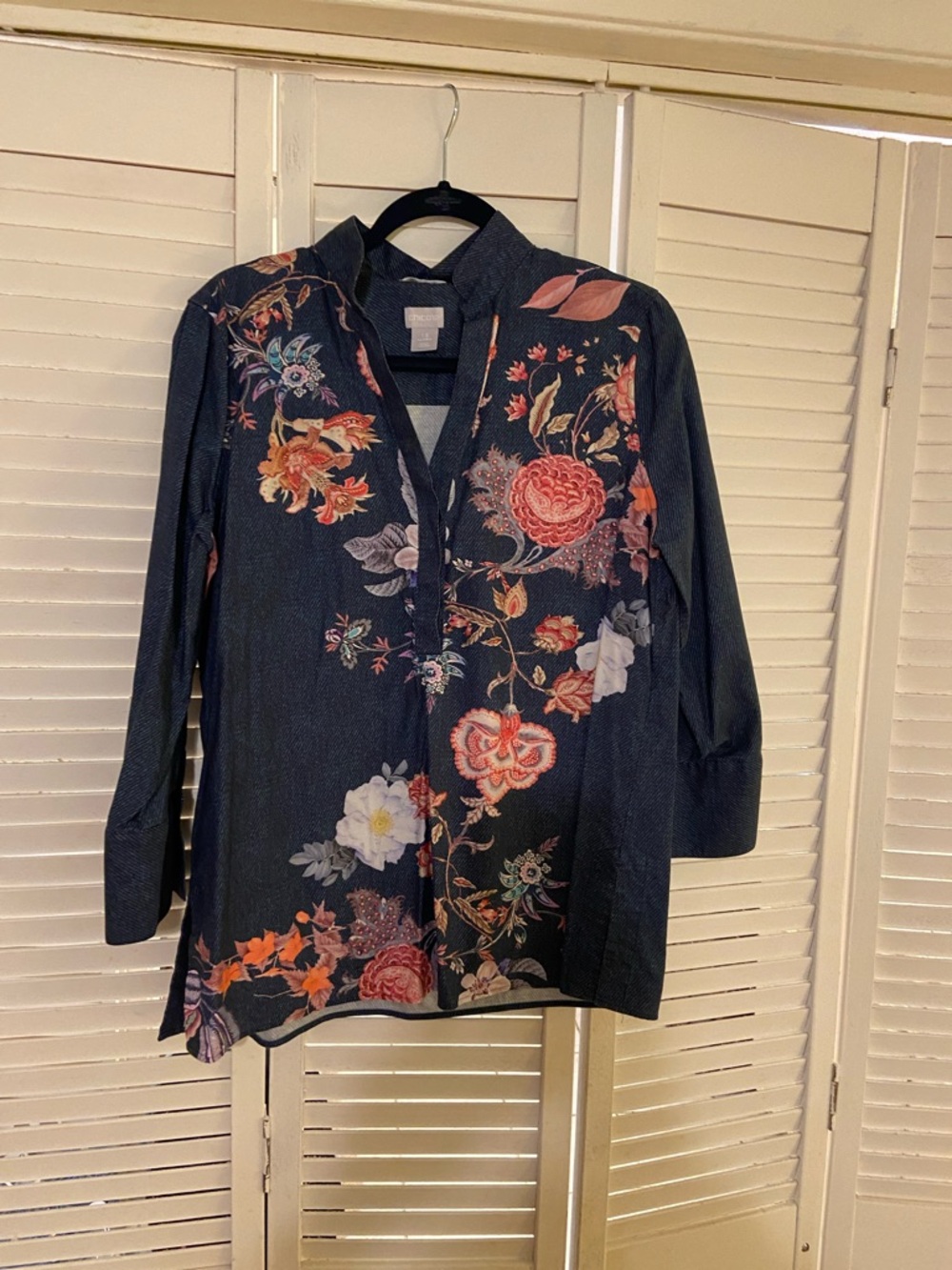 Chico's Navy and Light Blue Textured Tunic